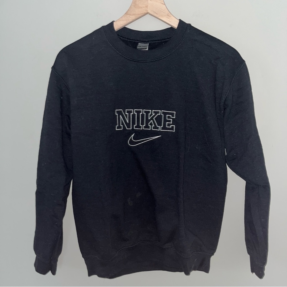 Nike embroidered crewneck
